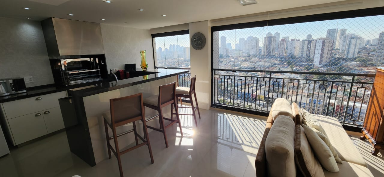 Apartamento de alto padrão no Bosque da Saúde